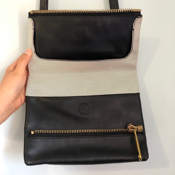 New Without Tag Joy Gryson Kit Crossbody Bag in Graphic Dot - Picture 9 of 10